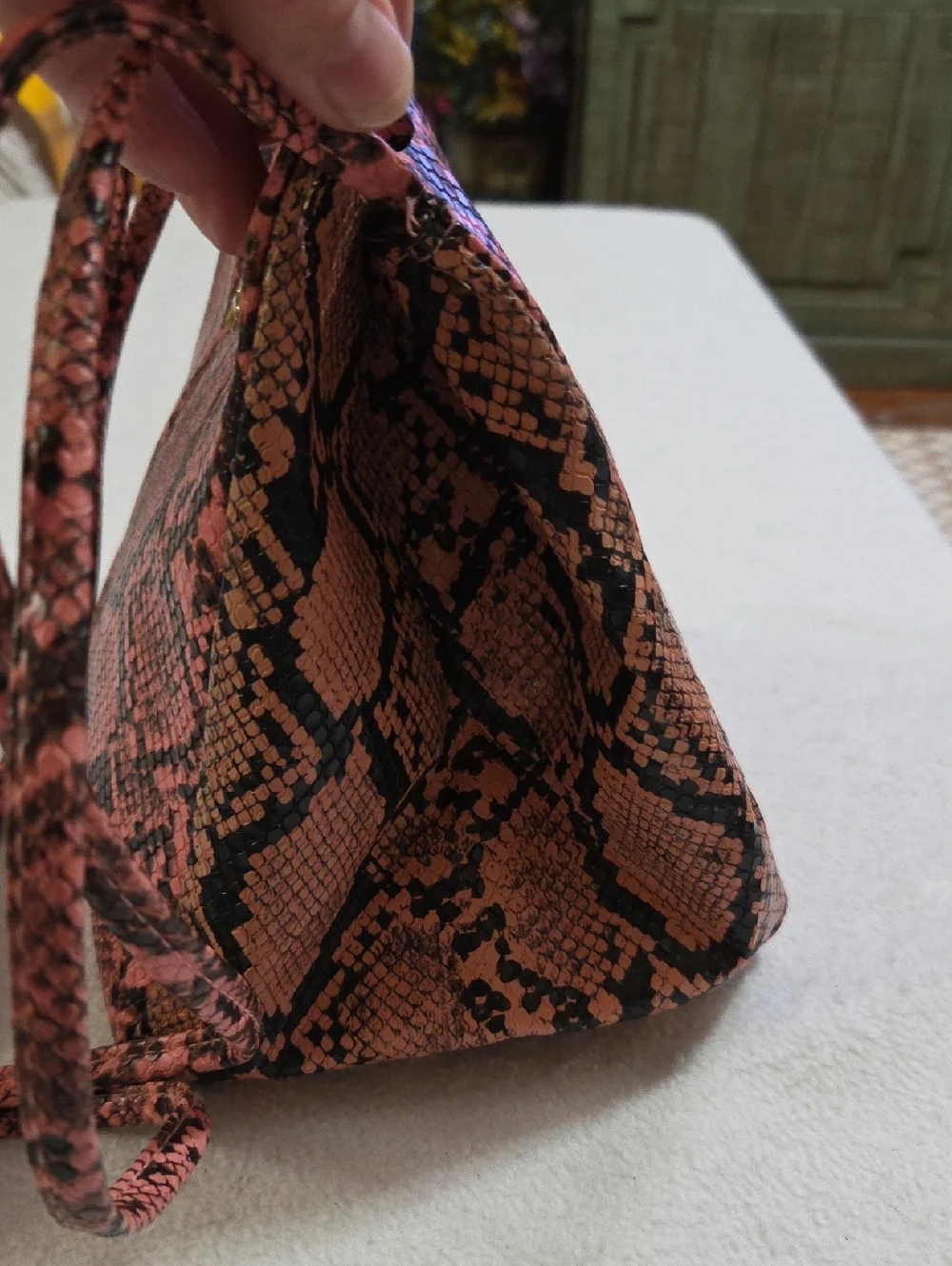 LONDON FOG PURSE - Picture 3 of 8